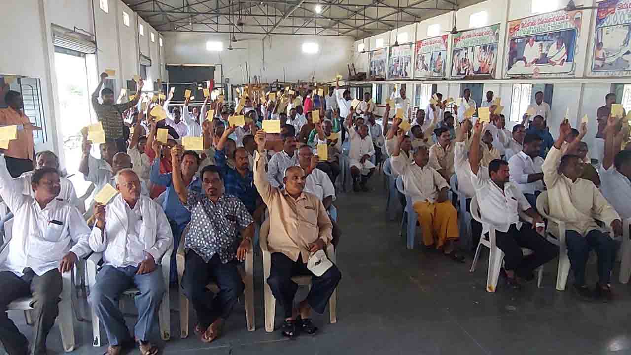 కేంద్రంపై నేతన్నల యుద్ధం