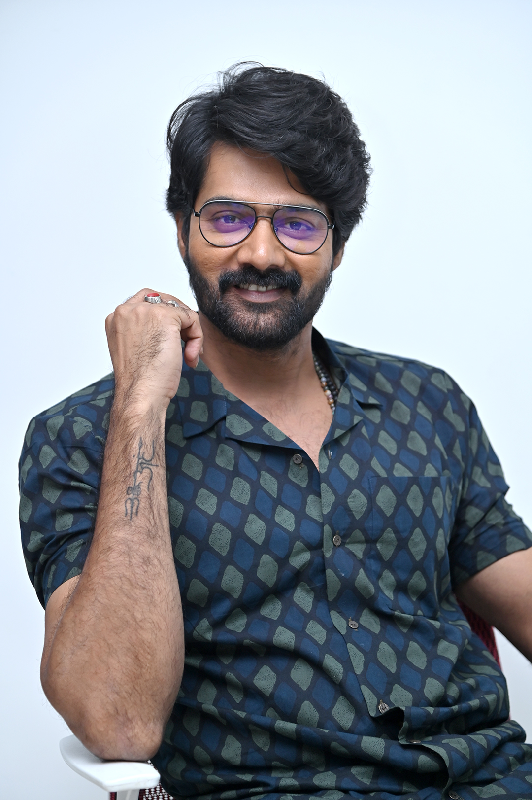 Naveen Chandra at Thaggede Le Movie Press Meet