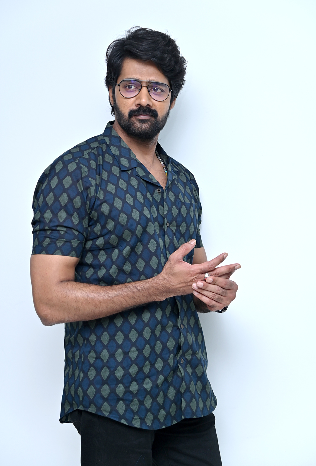 Naveen Chandra at Thaggede Le Movie Press Meet