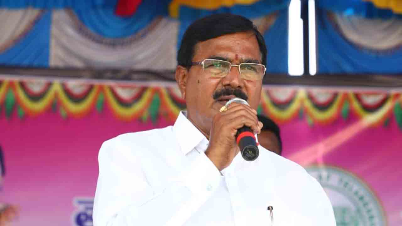 భార‌త రాజ‌కీయాల్లో బీఆర్ఎస్ కీల‌క‌పాత్ర పోషిస్తుంది : మంత్రి నిరంజ‌న్ రెడ్డి