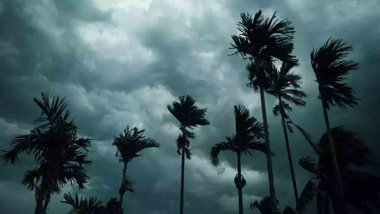 Weather Update | అక్టోబర్‌లోనూ దంచికొట్టనున్న వర్షాలు.. వెల్లడించిన భారత వాతావరణశాఖ..