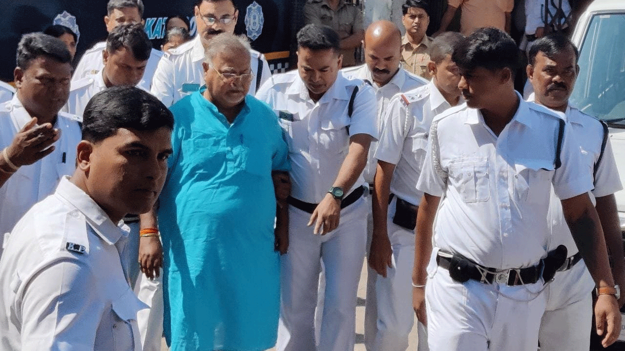 బెంగాల్‌ మాజీ మంత్రి పార్థాచటర్జి జ్యుడీషియల్‌ కస్టడీ పొడిగింపు