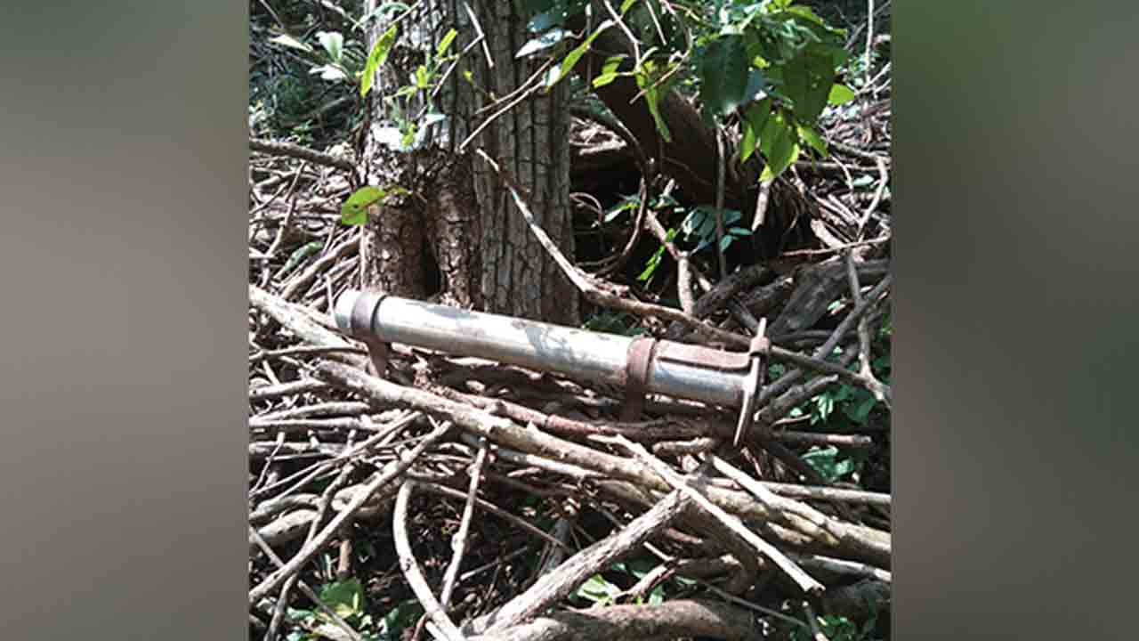 పది కిలోల పైప్‌ బాంబ్‌ స్వాధీనం