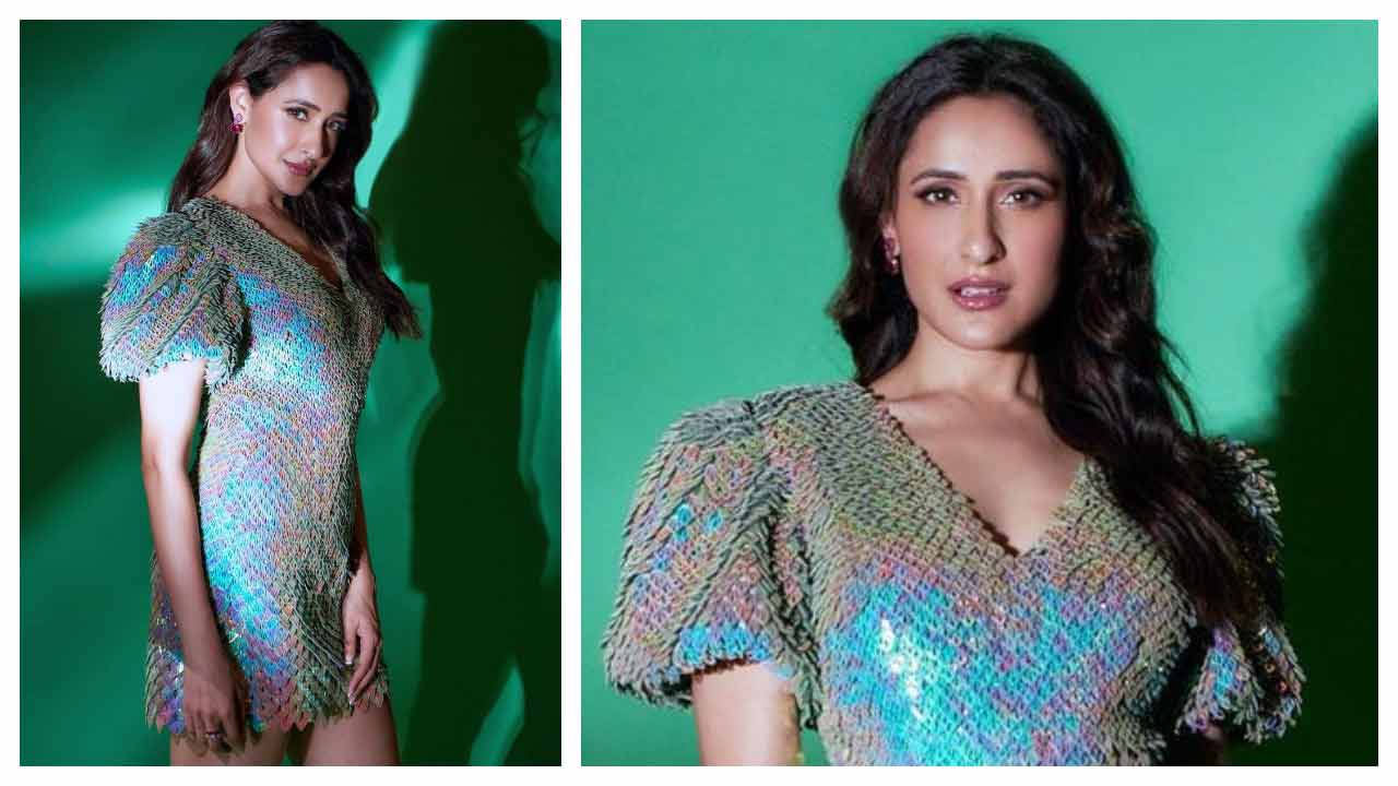 Pragya Jaiswal | మినీ స్కర్ట్స్‌లో  ప్రగ్యా జైస్వాల్ మెరుపులు..