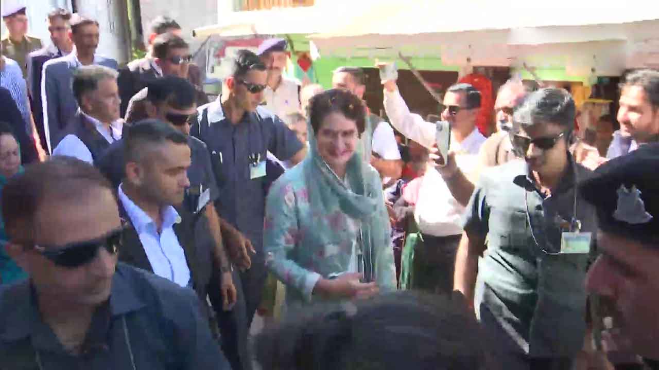 హిమాచ‌ల్‌లో కాంగ్రెస్ ఎన్నిక‌ల‌ ప్ర‌చారం షురూ..