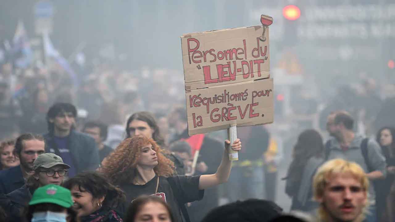 France inflation | ఫ్రాన్స్‌లో ద్రవ్యోల్బణానికి వ్యతిరేకంగా నిరసనలు.. జీతాలు పెంచాలంటూ డిమాండ్‌