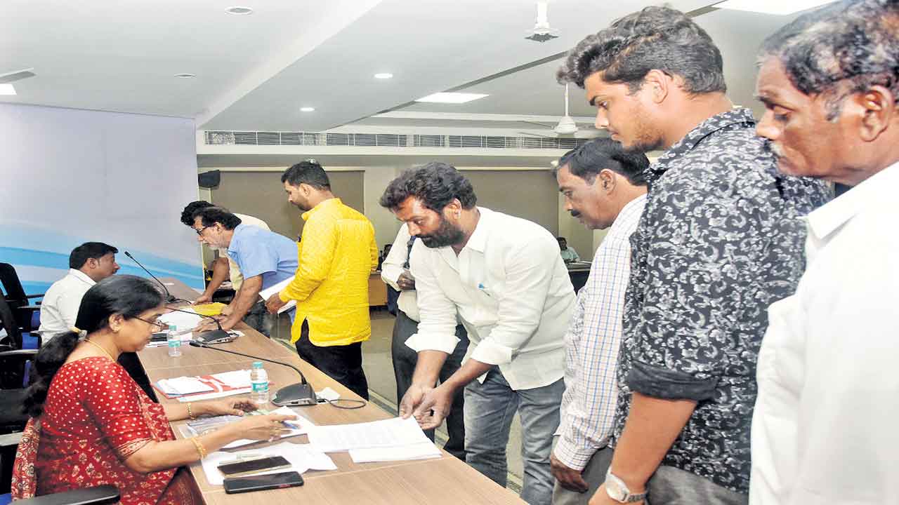 ఫిర్యాదుల పరిష్కారానికి సత్వర చర్యలు