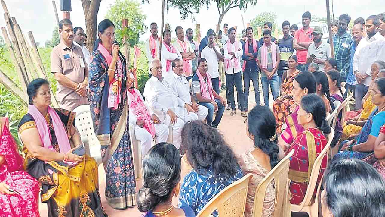 కూసుకుంట్లను భారీ మెజార్టీతో గెలిపిద్దాం 