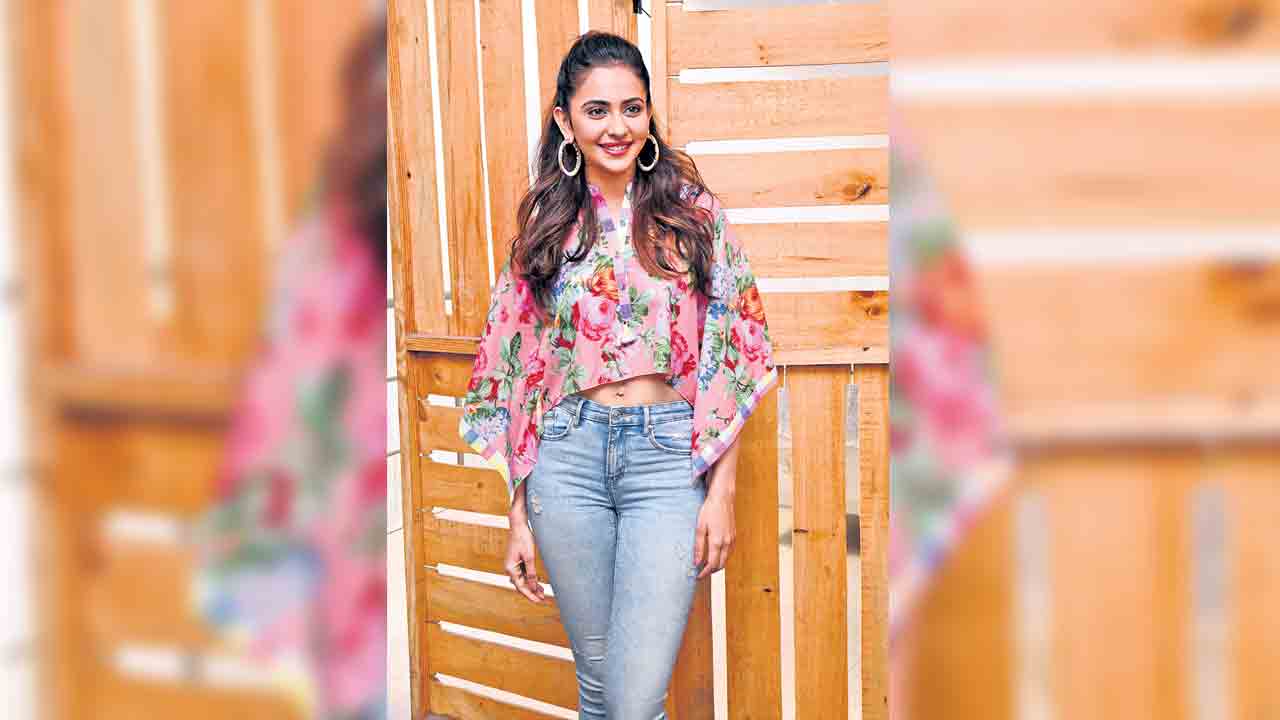 ఆకాశమే హద్దు