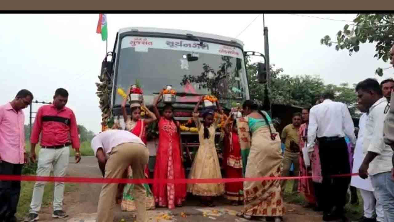 PM Narendra Modi | 75 ఏళ్ల తర్వాత గుజరాత్‌ ఆదివాసీ ఊరికి బస్సు.. ఇదేనా ‘డబుల్‌ ఇంజిన్‌’ గ్రోత్