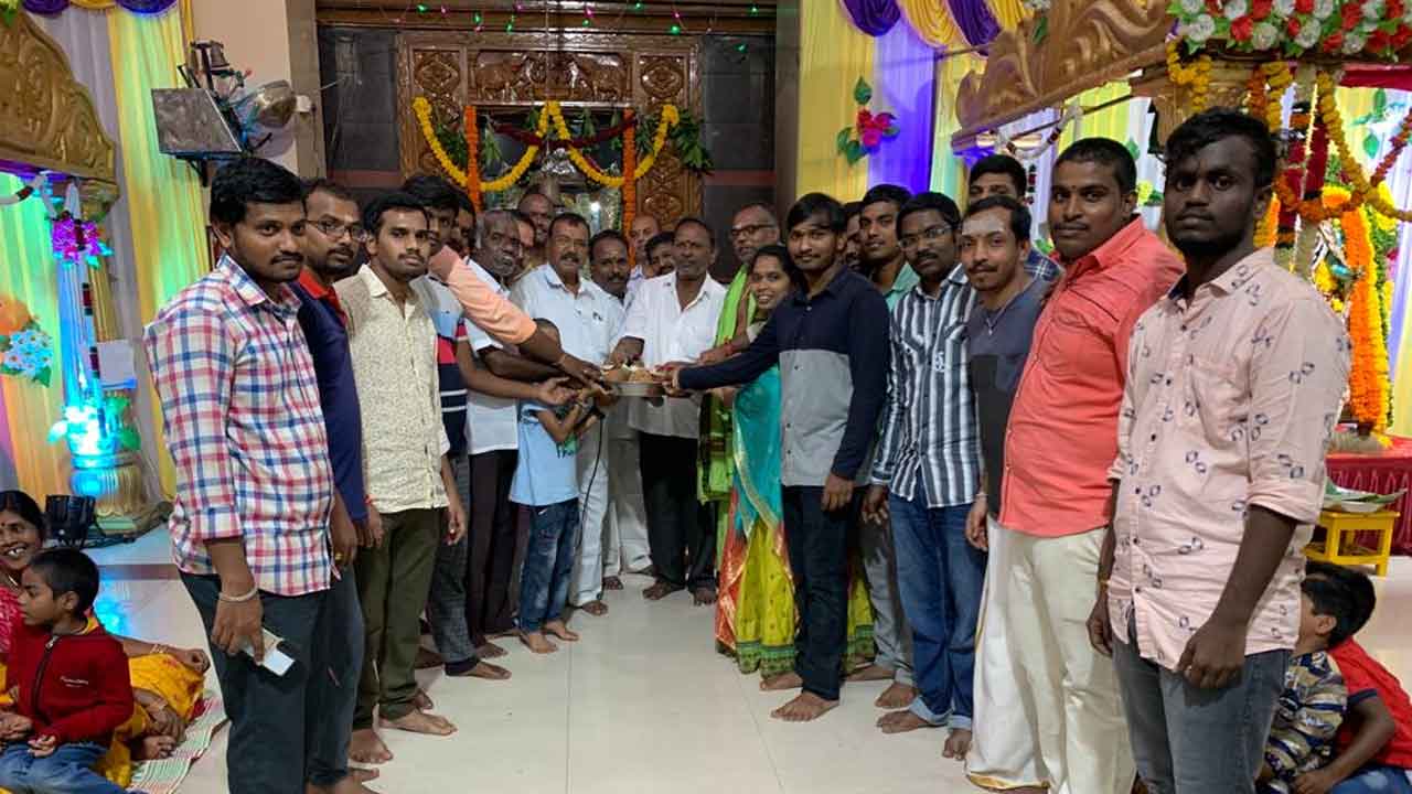 Srisailam | ఆది దంప‌తుల‌కు వాస‌వి `నిత్యాన్న‌దాన స‌త్రం` ప్ర‌త్యేక పూజ‌లు