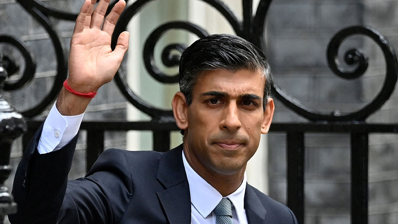 Rishi Sunak | కొత్త ఏడాదిలోనూ క‌ష్టాల క‌డ‌లిలోనే బ్రిట‌న్‌.. అయితే.. : రిషి సునాక్