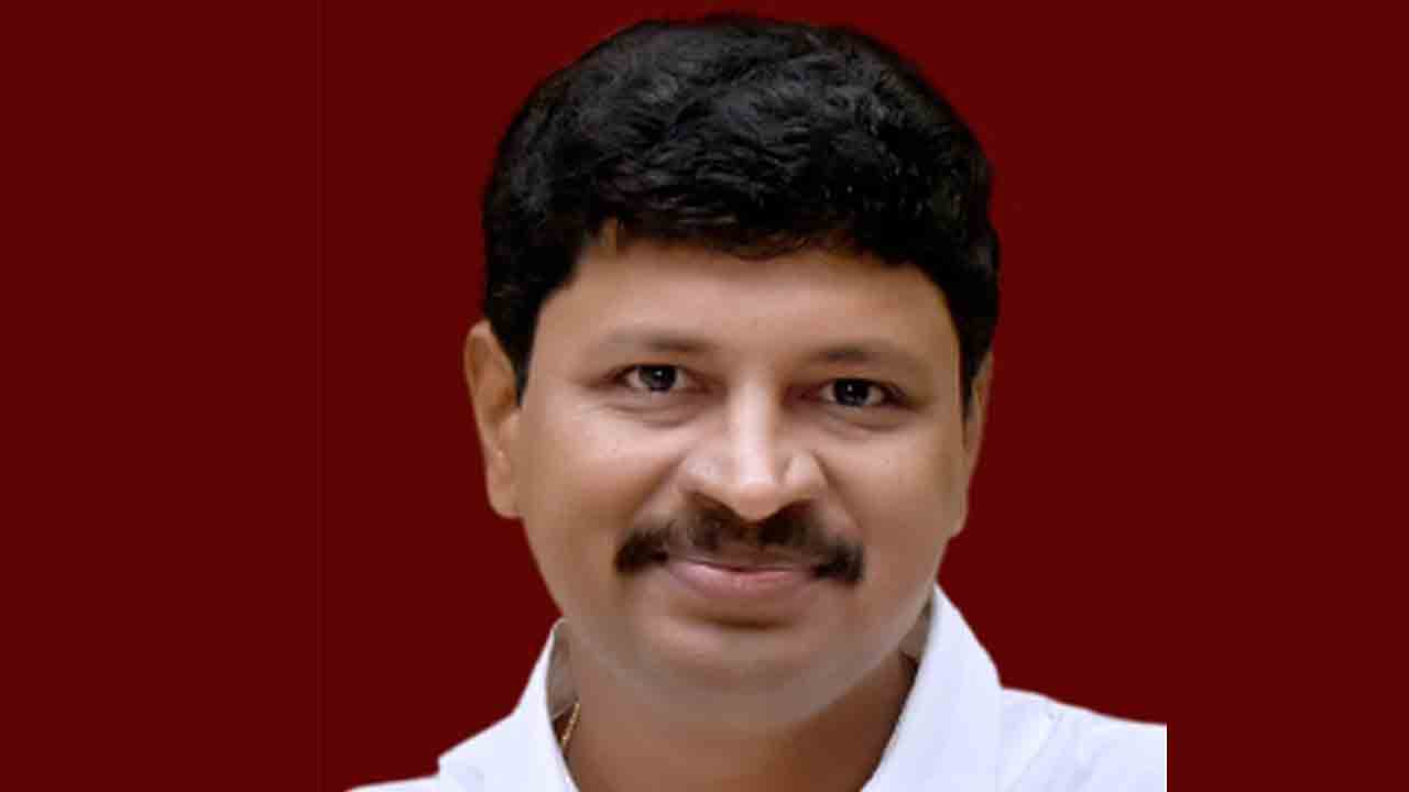 ముక్రా(కే) గ్రామస్థులకు ఎంపీ సంతోష్‌ అభినందన