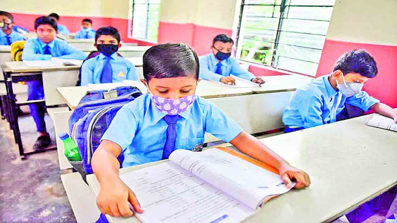 చిన్నారుల భవితకు ‘తొలిమెట్టు’