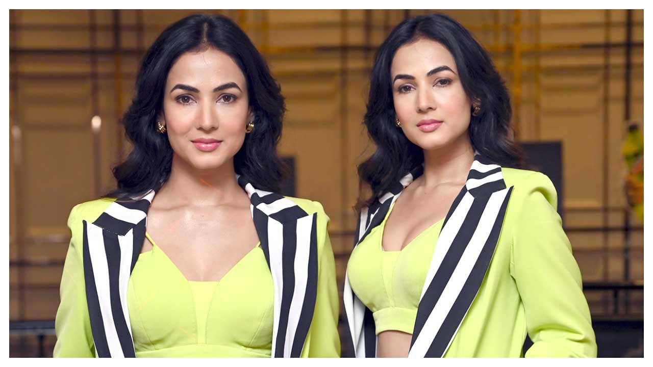 Sonal Chauhan | ది ఘోస్ట్ మూవీ ట్రైలర్ లాంచ్‌ ఈవెంట్‌లో సోనాల్ చౌహాన్..