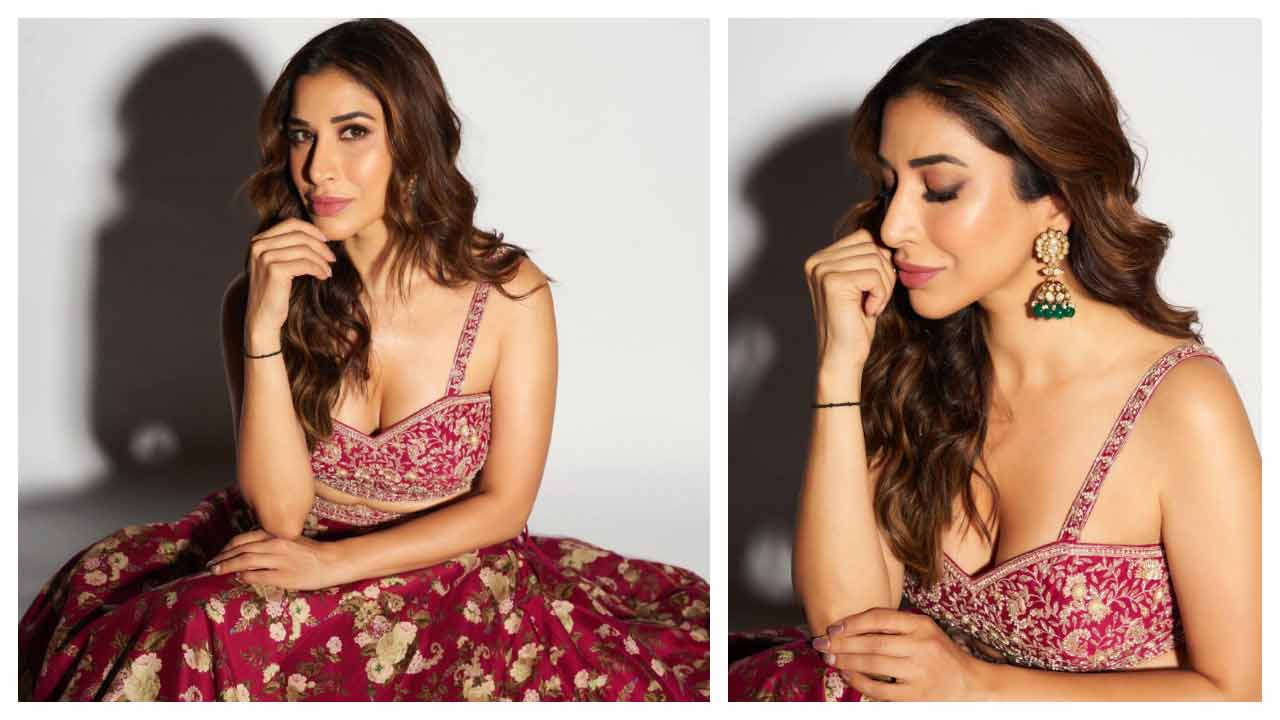 Sophie Choudry | ట్రెడీషనల్‌ డ్రెస్‌లో సోఫీ చౌదరి అందచందాలు..