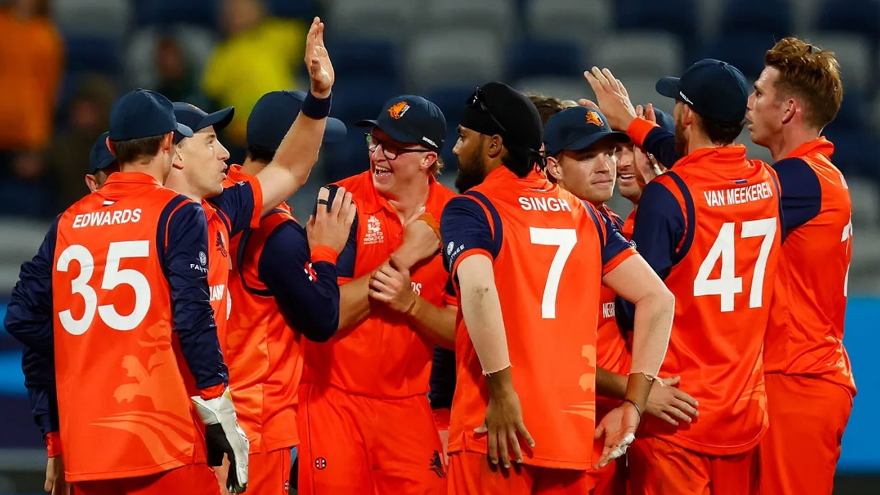 T20 World Cup | పసికూనల పోరులో.. యూఏఈపై నెదర్లాండ్స్ థ్రిల్లింగ్ విక్టరీ!