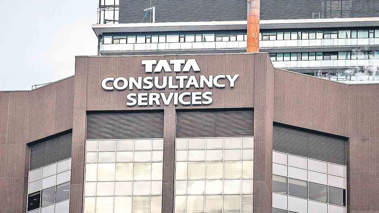 టీసీఎస్‌ లాభం రూ.10వేల కోట్లు