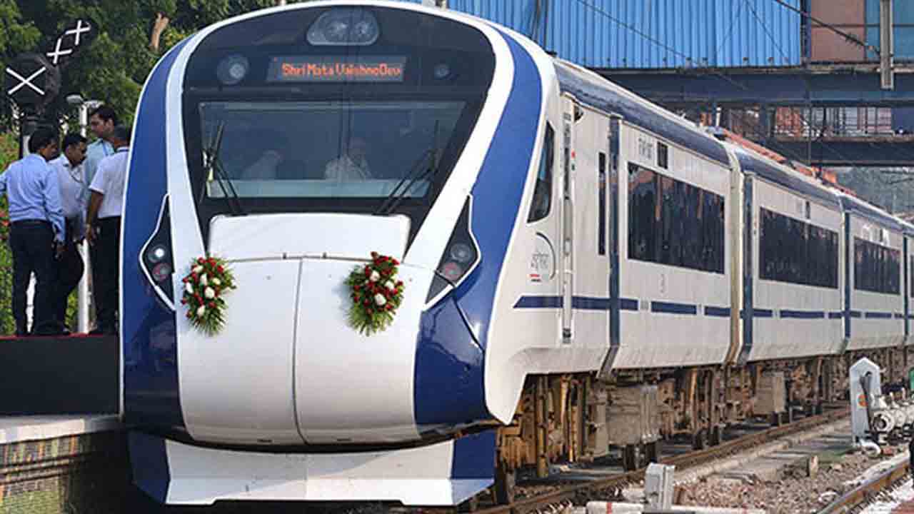 ఎన్నికల రాష్ట్రాలకే ‘వందేభారత్‌’ రైళ్లు.. తెలంగాణకు మళ్లీ మొండిచెయ్యి