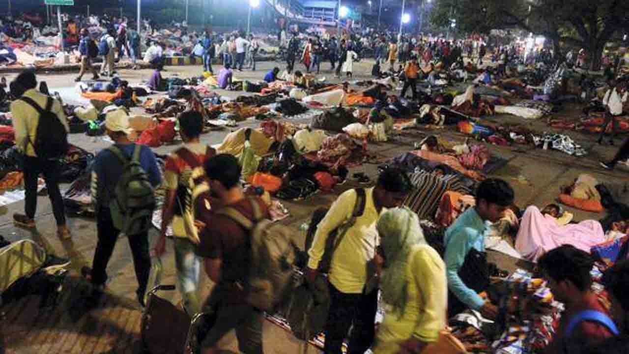 Uttar Pradesh | అభ్యర్థులకు చుక్కలు చూపిన యూపీ సీగ్రేడ్‌ కొలువుల పరీక్ష