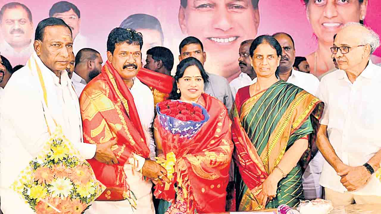 గ్రంథాలయాలు విజ్ఞాన భాండాగారాలు