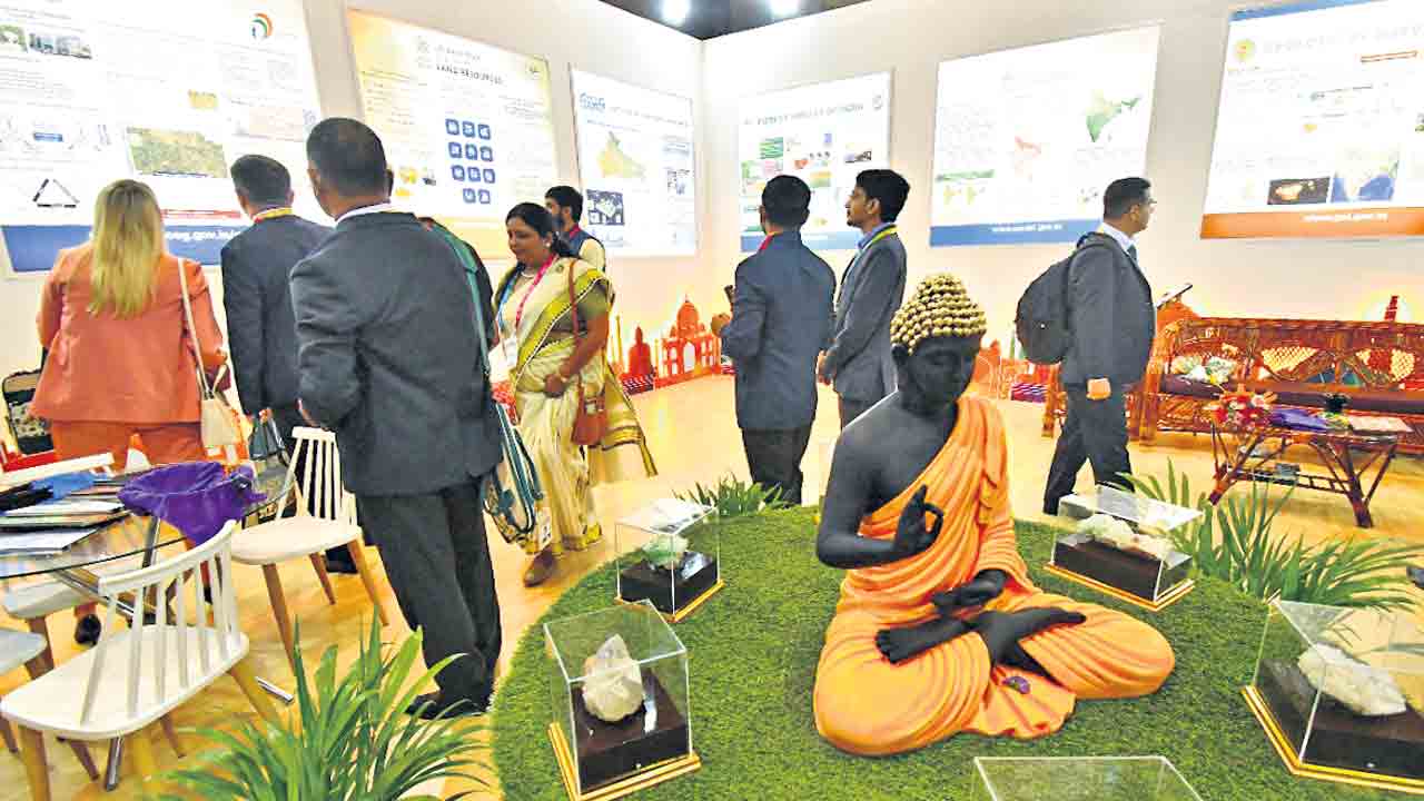 భవిష్యత్‌ జియోస్పేషియల్‌దే