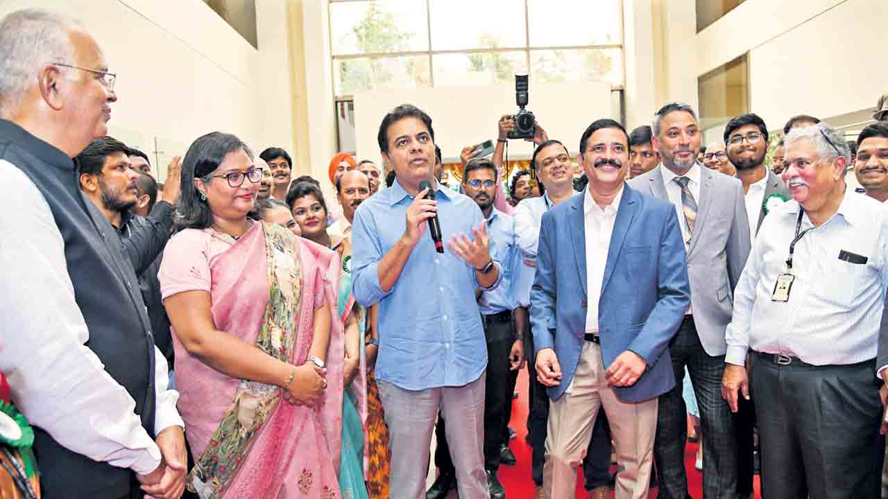 జీనోమ్‌వ్యాలీలో రూ.1100 కోట్లతో 5 ప్రాజెక్టులు