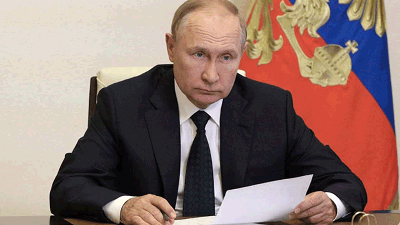 రష్యా విలీనం చేసుకున్న ఉక్రెయిన్ ప్రాంతాల్లో… మార్షల్‌ లా