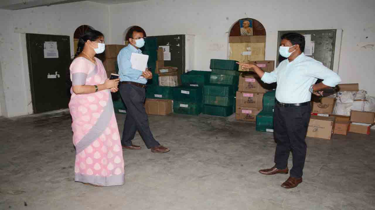 లింగ సమానత్వంపై అవగాహన కల్పించాలి