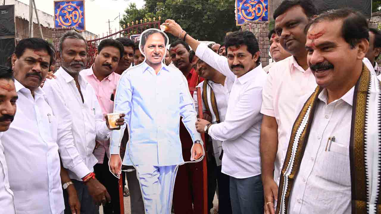 టీఆర్‌ఎస్‌ ప్రభుత్వంతోనే దేవాలయాల అభివృద్ధి