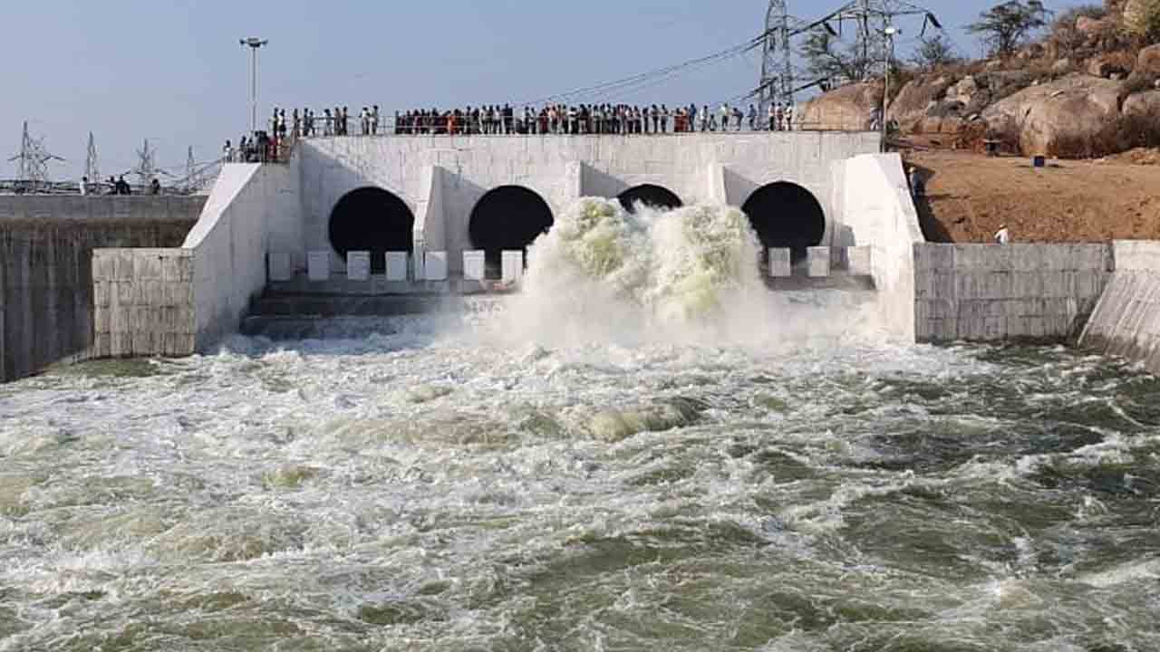 సారూ.. నువ్వొచ్చినాల్ల..