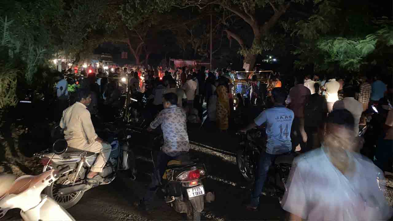 ఎల్జీ ఇంటికి కరెంట్‌ కట్‌.. పుదుచ్చేరిని కమ్మిన నిరసన చీకట్లు