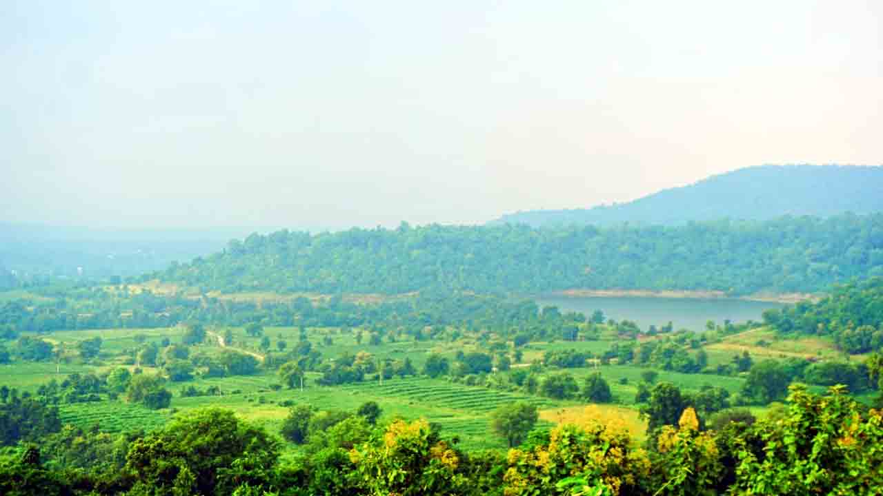 Adilabad | ఖండాల అందాలు చూడతరమా..!