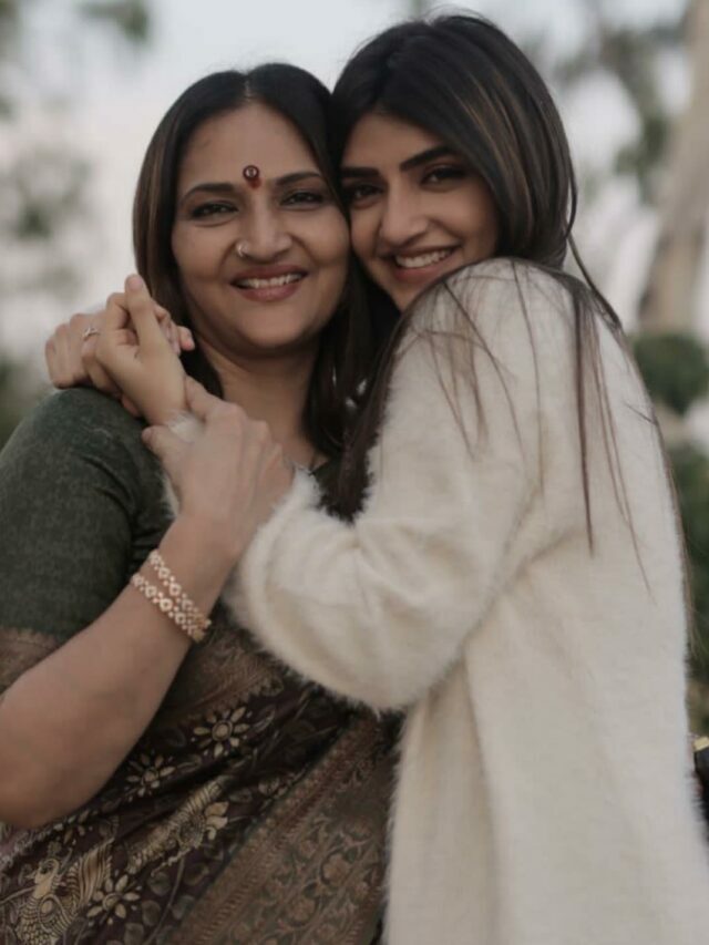 పెళ్లి సంద‌D హీరోయిన్ శ్రీలీల త‌ల్లి కేసు న‌మోదు