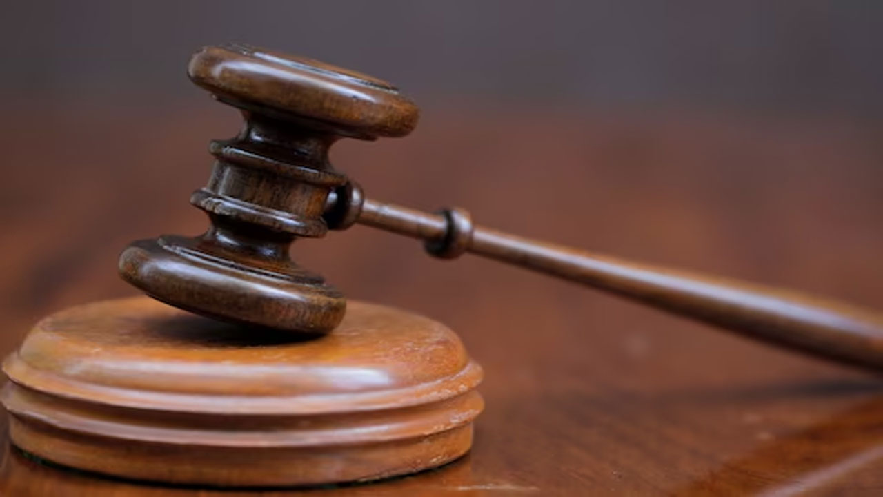 ఇంటి పని చేయాలని చెప్పారంటే.. పనిమనిషిగా చూస్తున్నట్లు కాదు: బాంబే హైకోర్టు కీలక వ్యాఖ్య