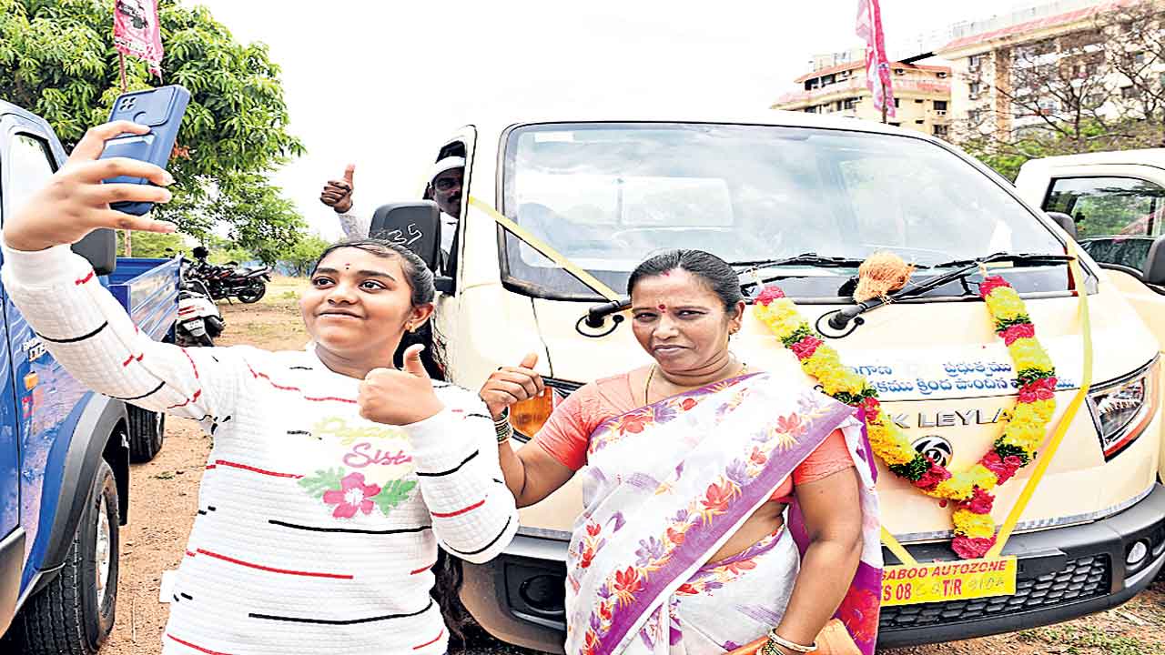 ఇది కదా దళిత సాధికారత