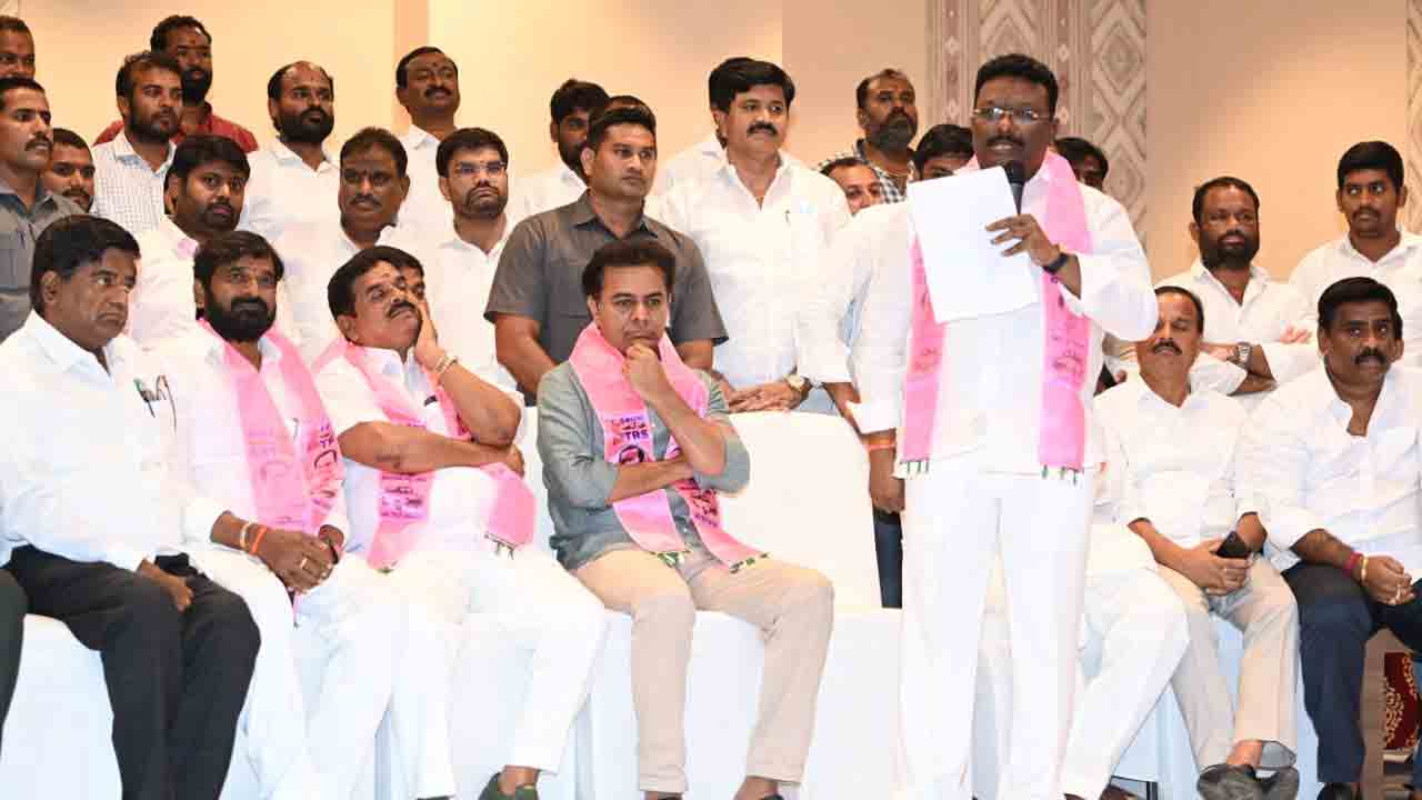 నా శ్వాస ఉన్నంత వరకు కేసీఆర్ అడుగుజాడల్లో నడుస్తా : దాసోజు శ్రవణ్‌