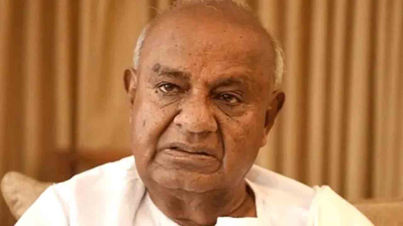 H D Deve Gowda | బీజేపీతో పొత్తుపై వివాదం.. జేడీ(ఎస్) రాష్ట్ర కమిటీని రద్దు చేసిన దేవెగౌడ