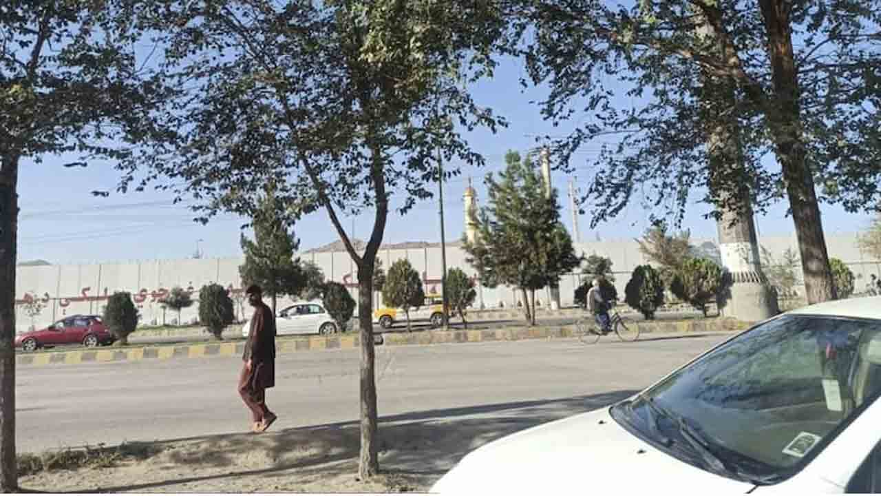 కాబూల్ మసీదులో పేలుడు… ముగ్గురు మృతి, 25 మందికిపైగా గాయాలు