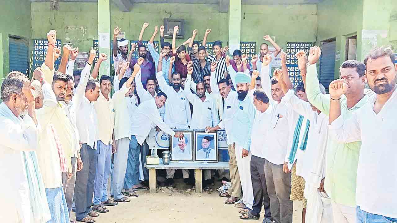 ‘గిరిజన’ సంబురం..