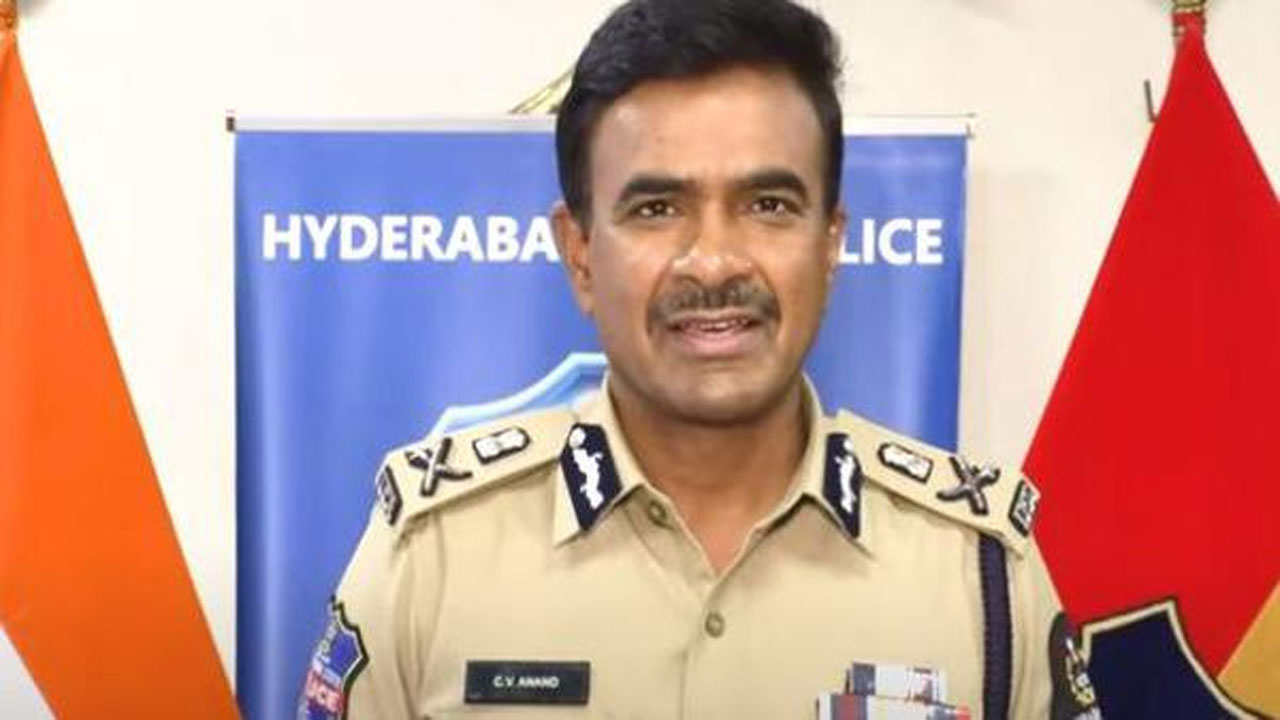 ఐకమత్యాన్ని చాటినందుకు.. నగరవాసులకు కృతజ్ఞతలు : సీపీ ఆనంద్‌