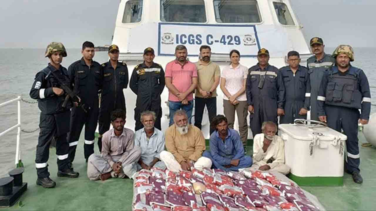 గుజ‌రాత్‌లో రూ. 360 కోట్ల విలువ చేసే హెరాయిన్ సీజ్