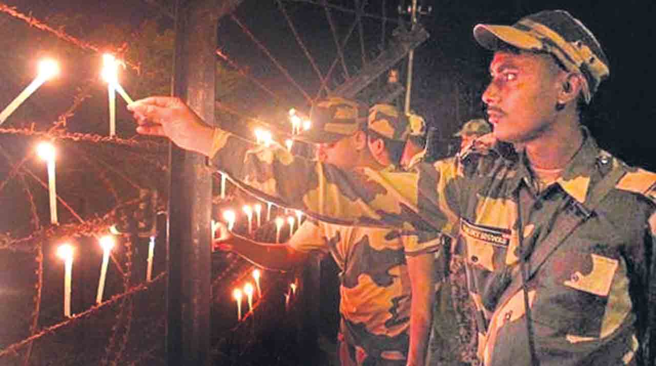 స్వాతంత్య్రం వచ్చాక తొలిసారి దీపావళి