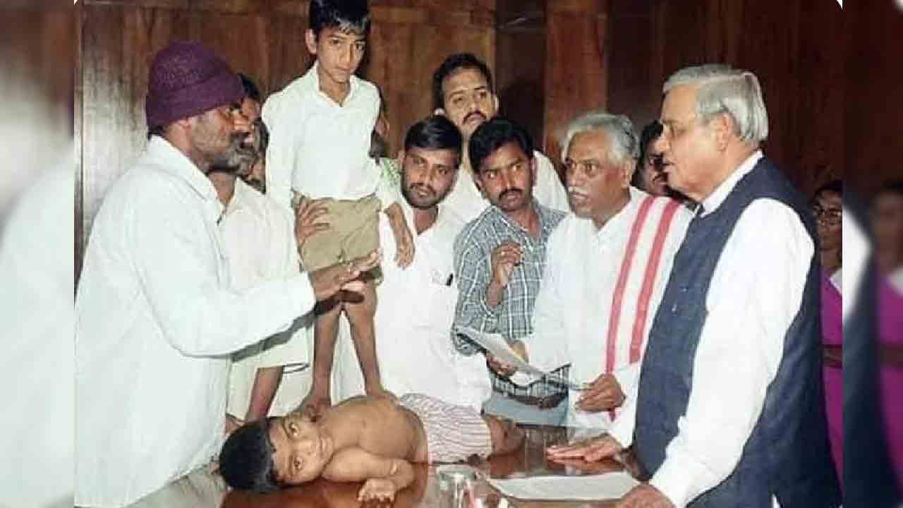 ఫ్లోరోసిస్ దుస్థితికి ఆనాటి సాక్ష్యం : కేటీఆర్