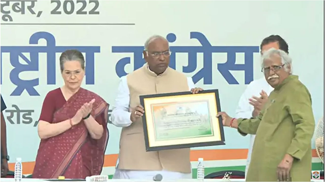 పార్టీ ఎదుగుదలకు శక్తివంచన లేకుండా పనిచేస్తా : కాంగ్రెస్‌ చీఫ్‌ మల్లికార్జున్‌ ఖర్గే