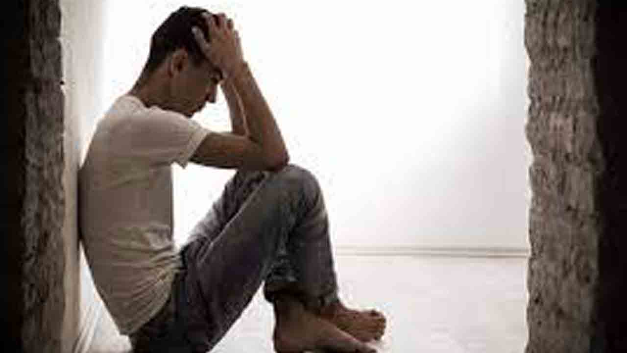 యువకులు వృద్ధుల్లా ఫీలవుతున్నారు!