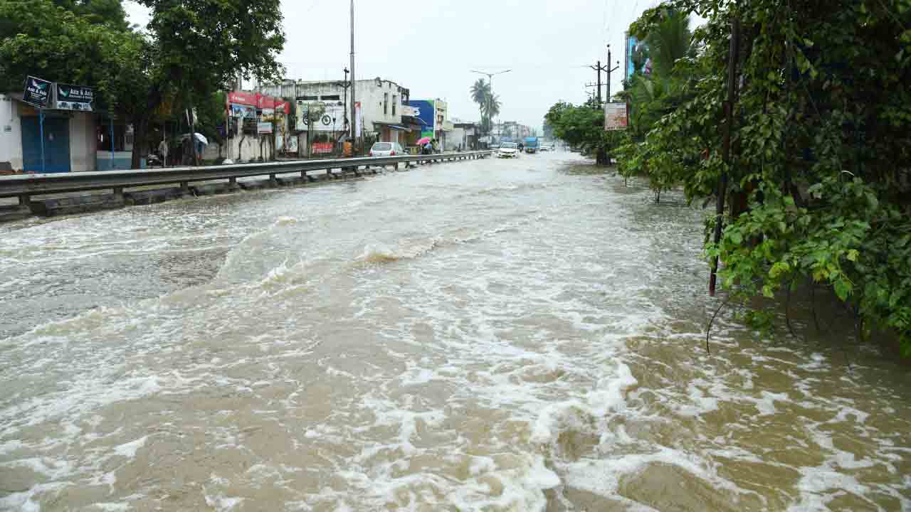 ఉమ్మ‌డి పాల‌మూరు జిల్లాను ముంచెత్తిన వాన