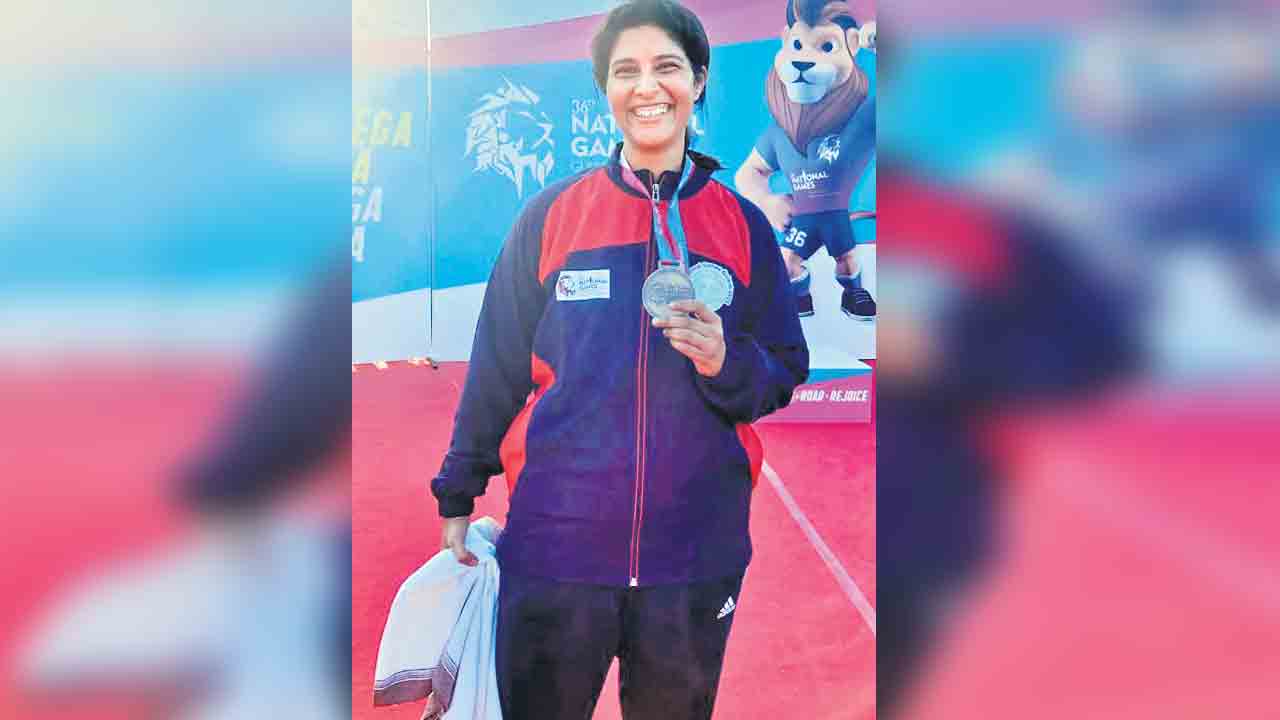 రష్మీ రాథోడ్‌ రజత గురి