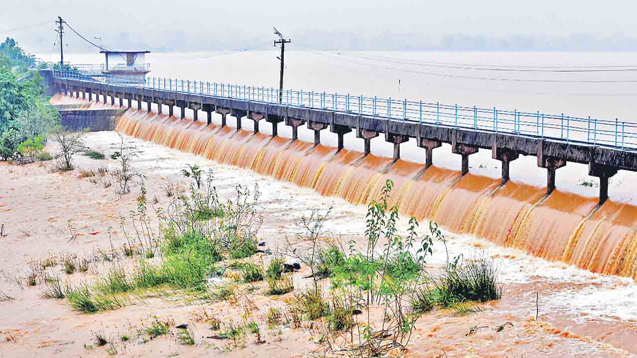 యాసంగికి బేఫికర్.. ప్రాజెక్టులు, చెరువుల్లో పుష్కలంగా నీరు