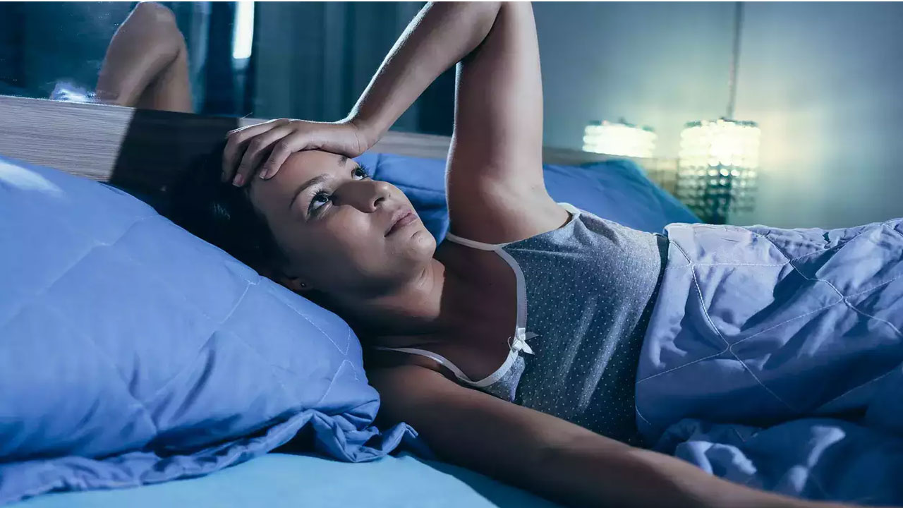 Health Tips | జీవ‌న‌శైలి మార్పుల‌తో నిద్ర‌లేమికి చెక్